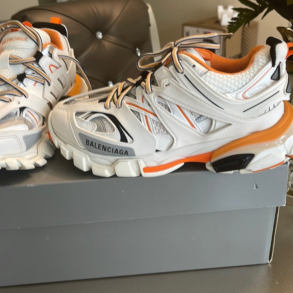 Like new Valencia original shoes size 8 just to small for me message for more